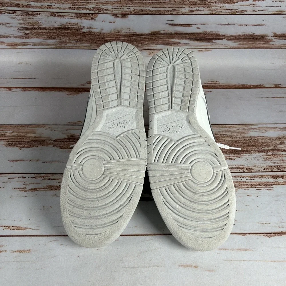 Nike this authentic